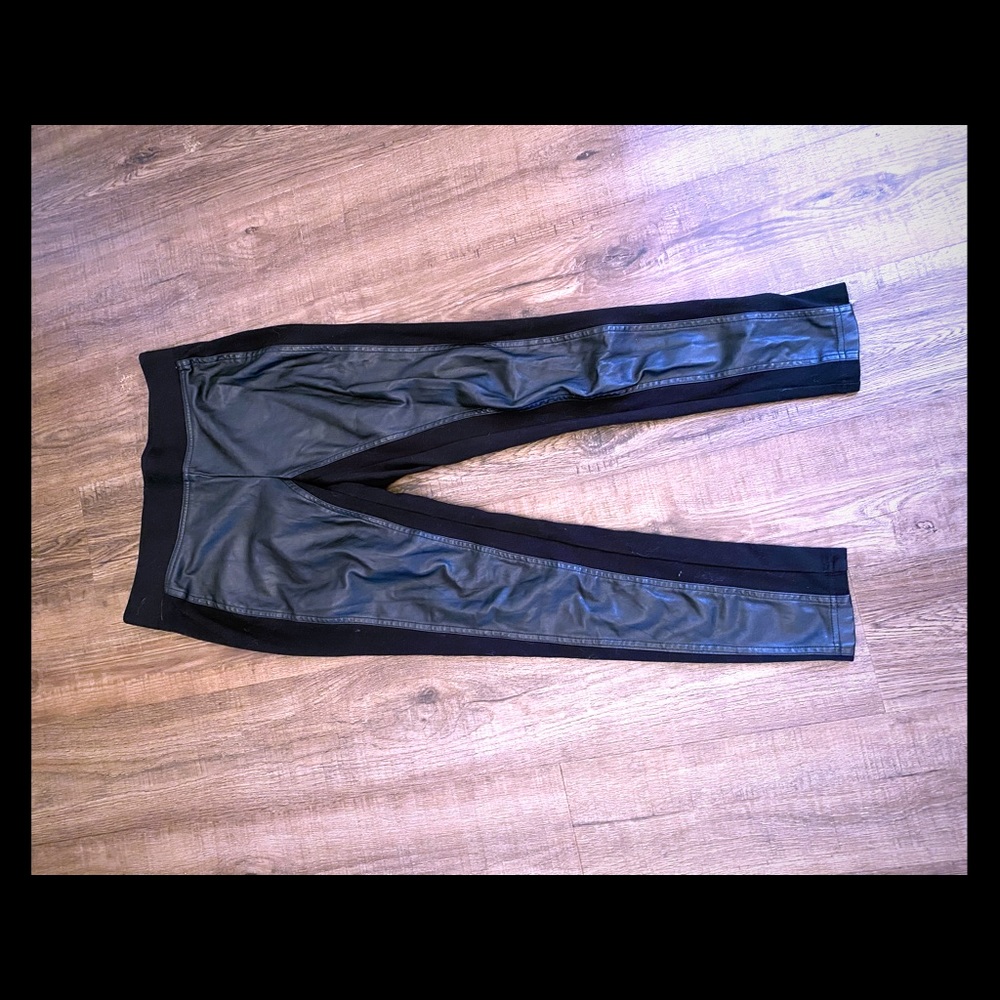 Ann Taylor Faux Leather Leggings Size SP